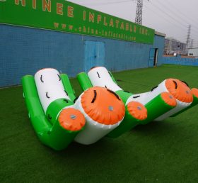 T10-123 Juego de deportes acuáticos infantiles inflables de doble balancín