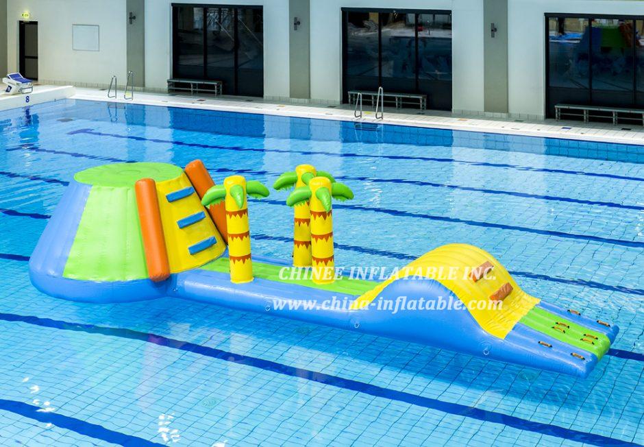 WG1-003 Jungle Theme Inflatable Floating Water Sport Park Game For Pool