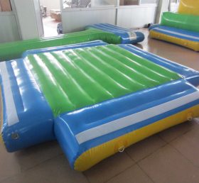 T10-239 Juego de deportes acuáticos inflables Junction